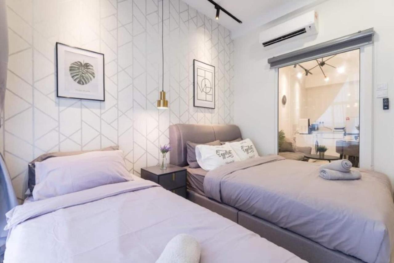 쿠알라룸푸르 Arte Mont Kiara 3Pax Jacuzzi Pool Gym Near Mitec Matrade 아파트 외부 사진
