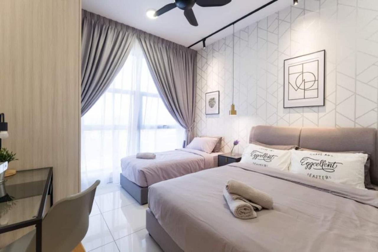 쿠알라룸푸르 Arte Mont Kiara 3Pax Jacuzzi Pool Gym Near Mitec Matrade 아파트 외부 사진