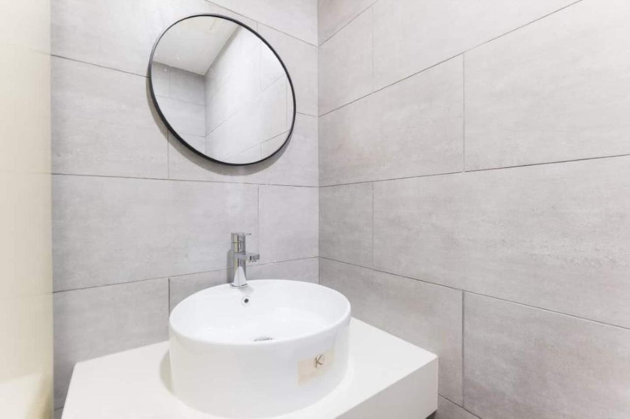쿠알라룸푸르 Arte Mont Kiara 3Pax Jacuzzi Pool Gym Near Mitec Matrade 아파트 외부 사진